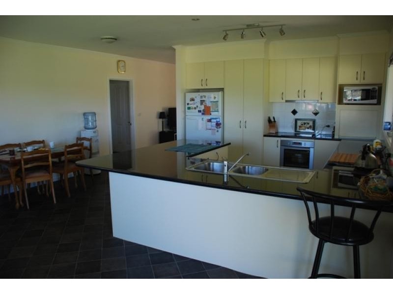 1037 Hendys Rd, Numurkah VIC 3636