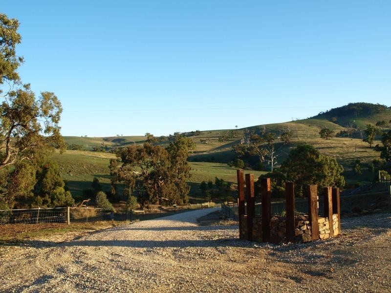 3289 Romsey Road, Chintin via, Romsey VIC 3434