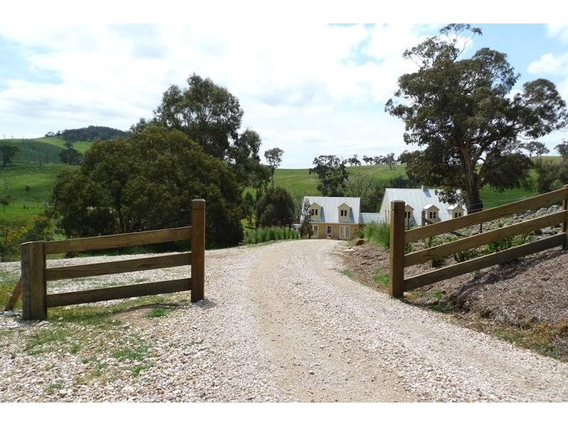 3289 Romsey Road, Chintin via, Romsey VIC 3434