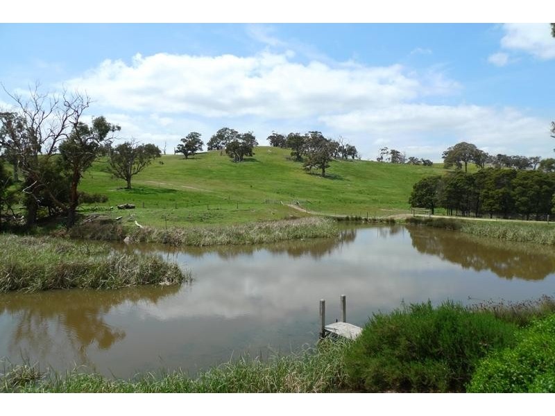 3289 Romsey Road, Chintin via, Romsey VIC 3434