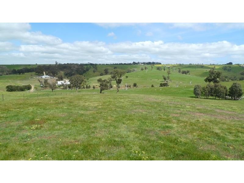 3289 Romsey Road, Chintin via, Romsey VIC 3434