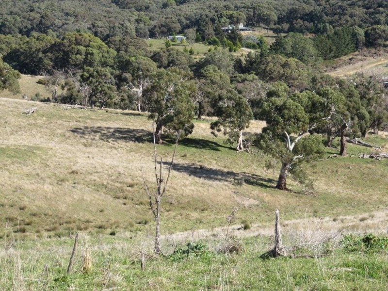 - Crn Conlans Rd, Old Calder Highway, Taradale VIC 3447