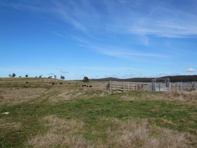 - Crn Conlans Rd, Old Calder Highway, Taradale VIC 3447