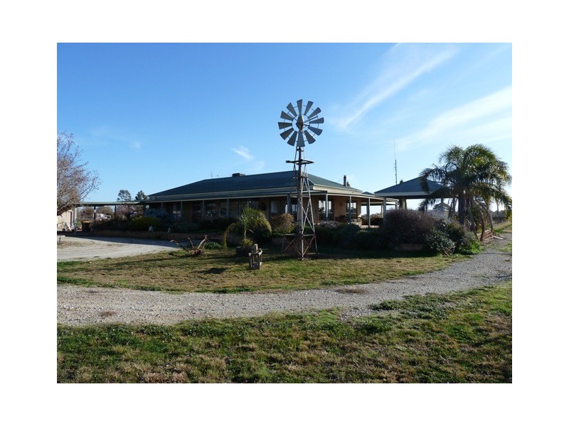446 Perricoota Road, Moama NSW 2731
