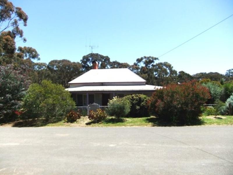 18 Queen Street, St Arnaud VIC 3478