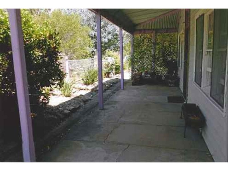 18 Queen Street, St Arnaud VIC 3478