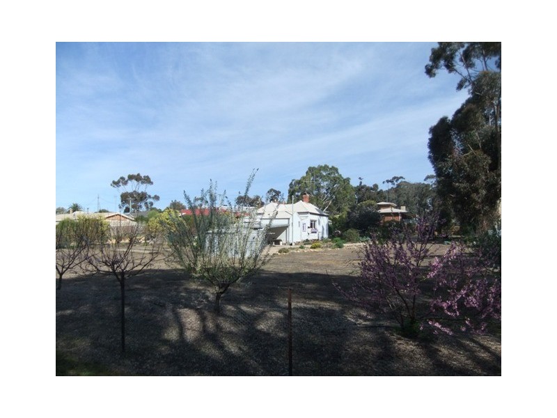 18 Queen Street, St Arnaud VIC 3478