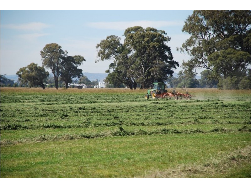 77 Wahring – Euroa Rd, Wahring VIC 3608