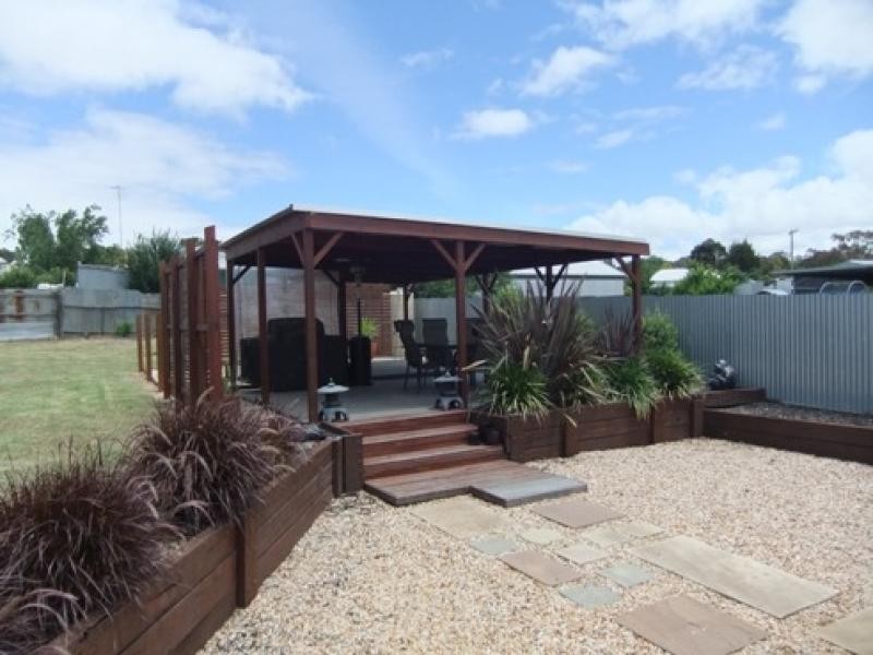 53 Bowen Street, St Arnaud VIC 3478