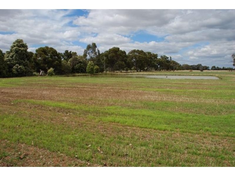 2055 Katamatitie – Shepparton Road, Marungi VIC 3634