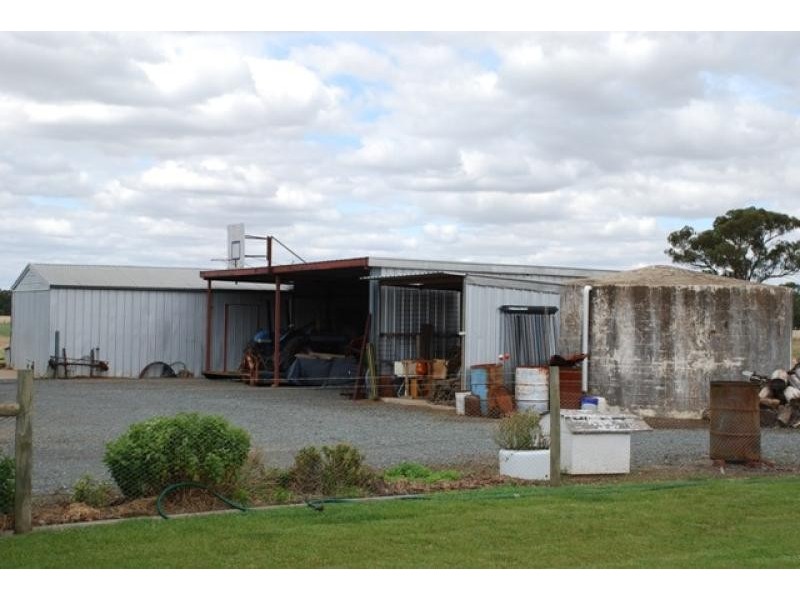 2055 Katamatitie – Shepparton Road, Marungi VIC 3634