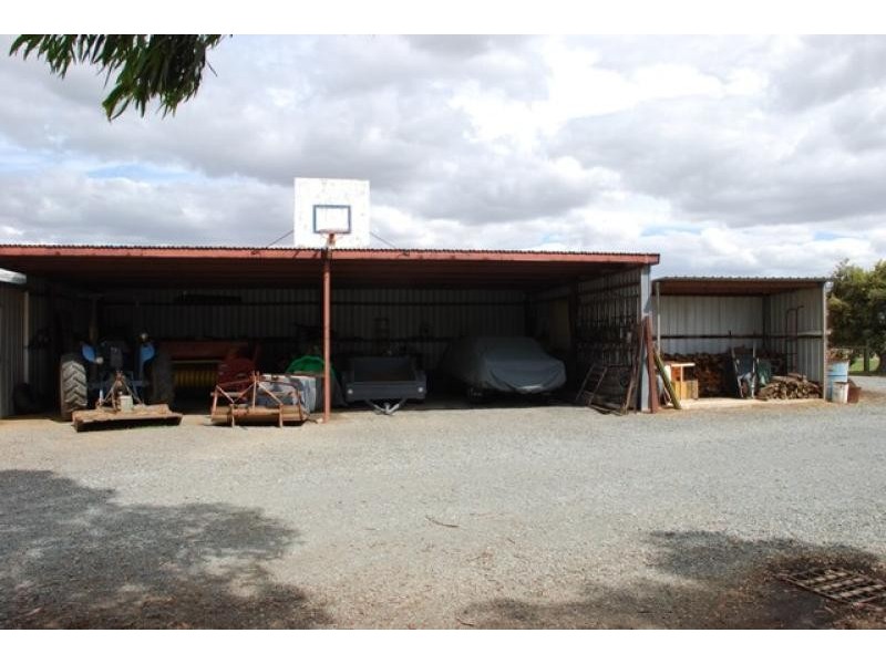 2055 Katamatitie – Shepparton Road, Marungi VIC 3634