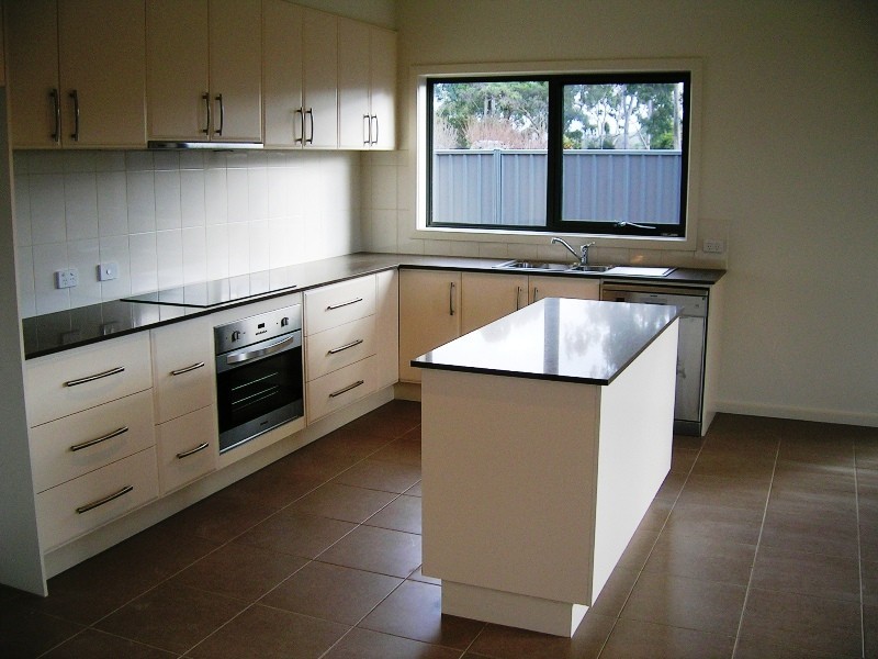 17 Manser Rise, Alexandra VIC 3714