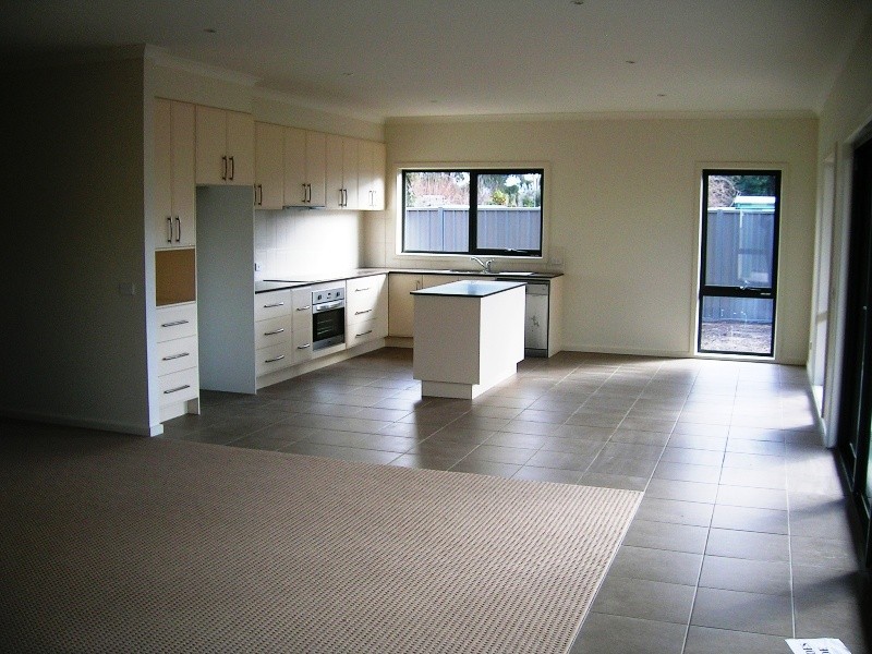 17 Manser Rise, Alexandra VIC 3714