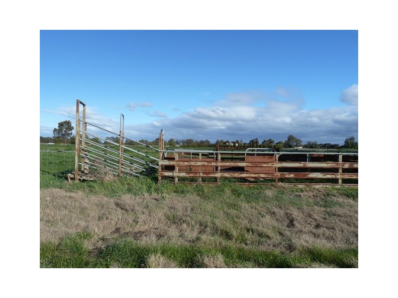 Lot 1 Cnr Moore and Rochester Strathallen rd, Rochester VIC 3561