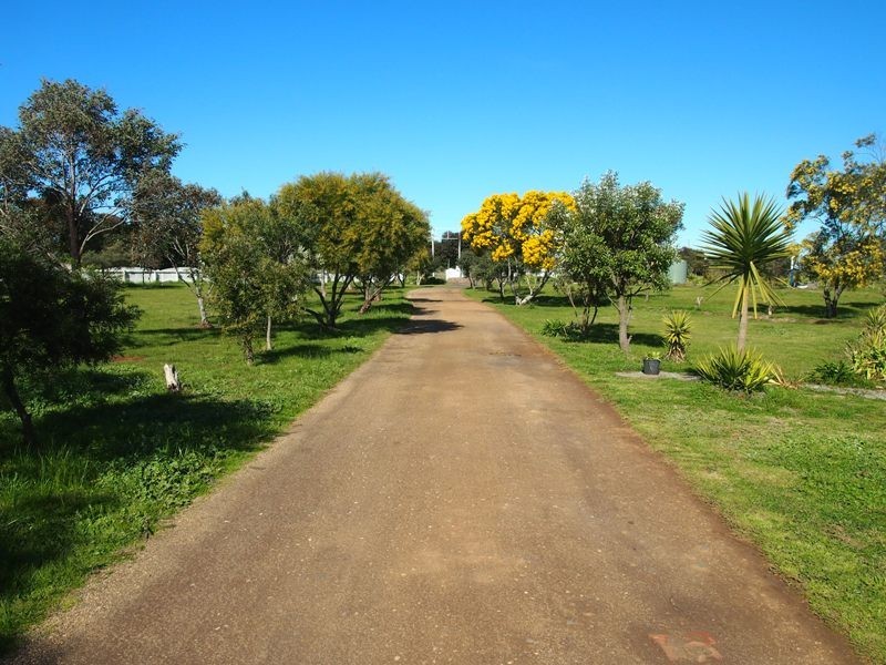 1338-1362 Mount Cottrell Road, Melton South VIC 3338