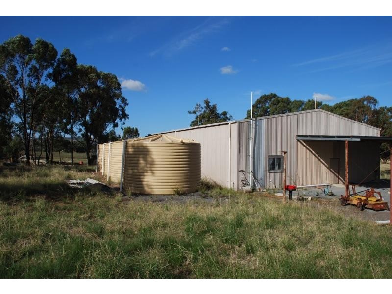 255 Midland Deviation Road, Cosgrove South VIC 3631