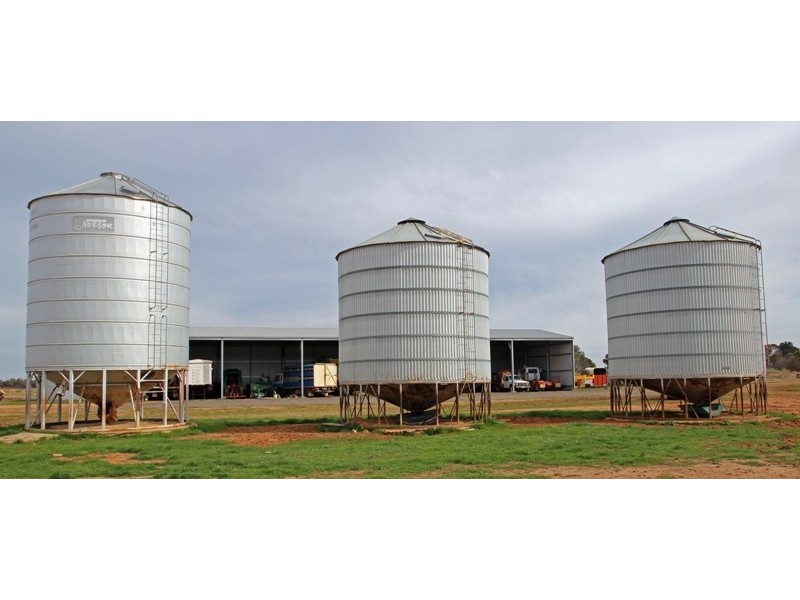 - Deniliquin-Barham Road, Deniliquin NSW 2710