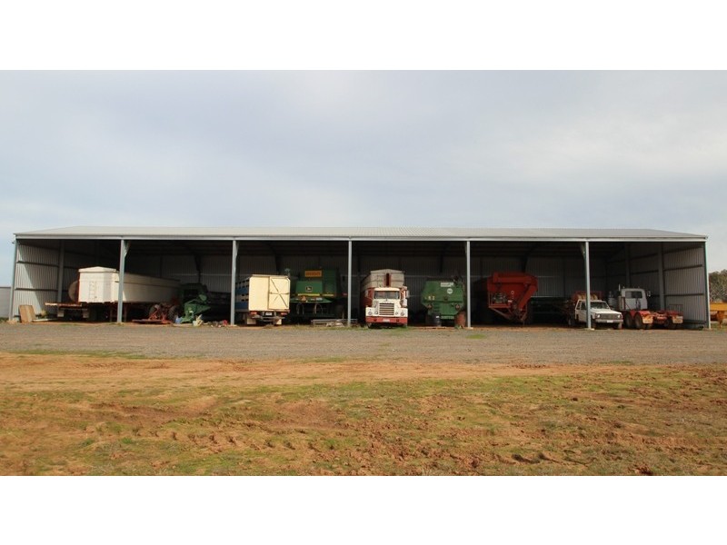 - Deniliquin-Barham Road, Deniliquin NSW 2710