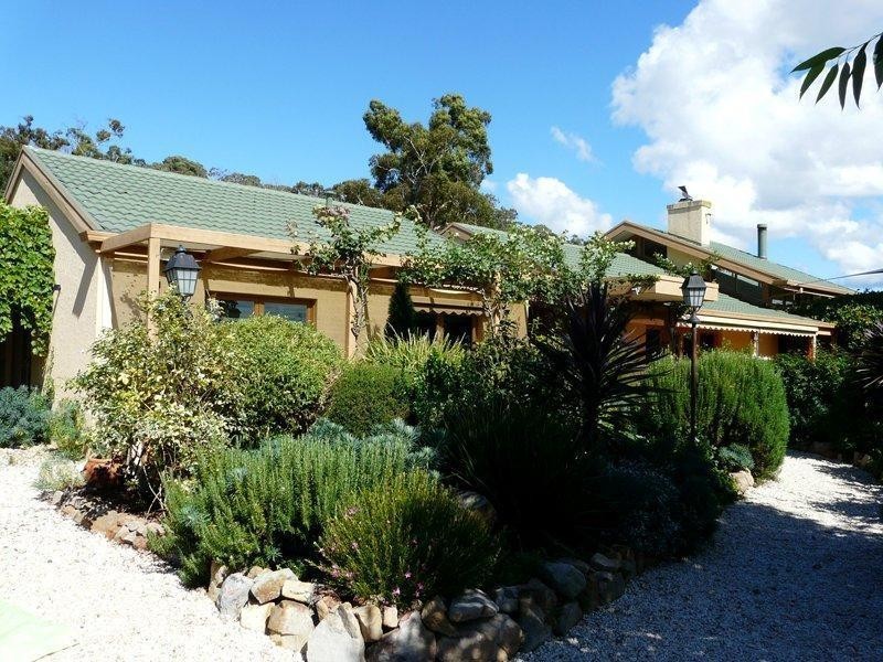- Boundary Road, Coldstream VIC 3770