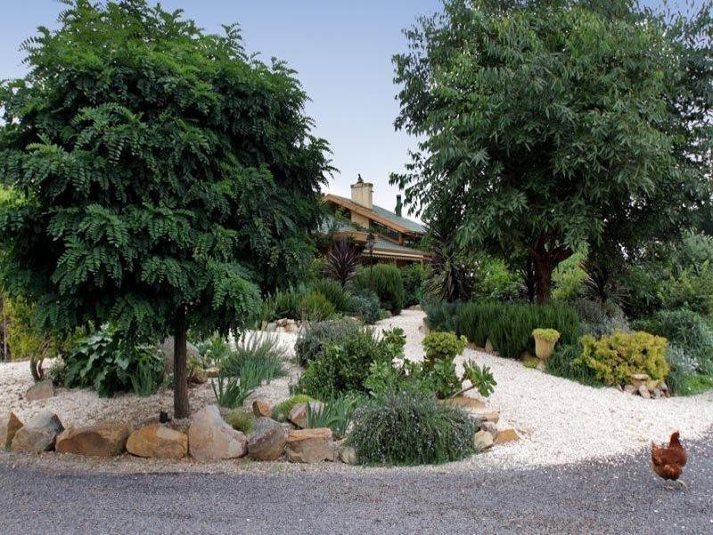 - Boundary Road, Coldstream VIC 3770
