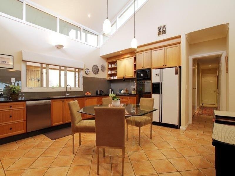 - Boundary Road, Coldstream VIC 3770