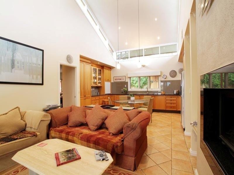 - Boundary Road, Coldstream VIC 3770