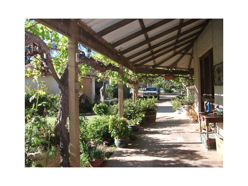 - Line Rd, Moama NSW 2731
