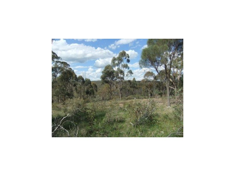 * Jung yet Road, St Arnaud VIC 3478
