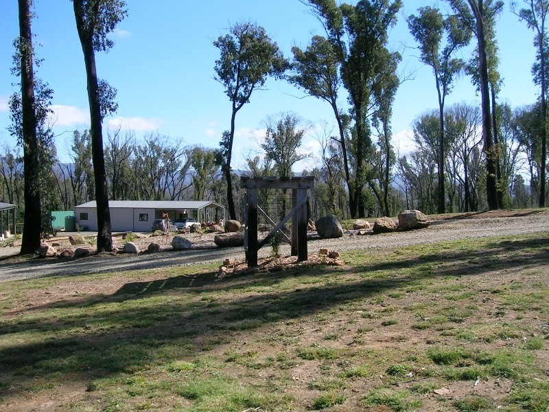250 South Cathedral Lane, Buxton VIC 3711