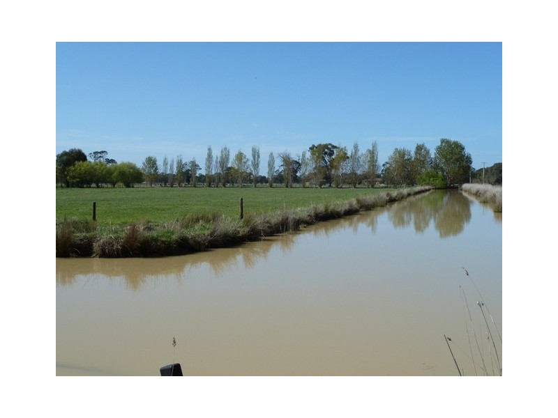 171 Mitchell Rd, Echuca VIC 3564
