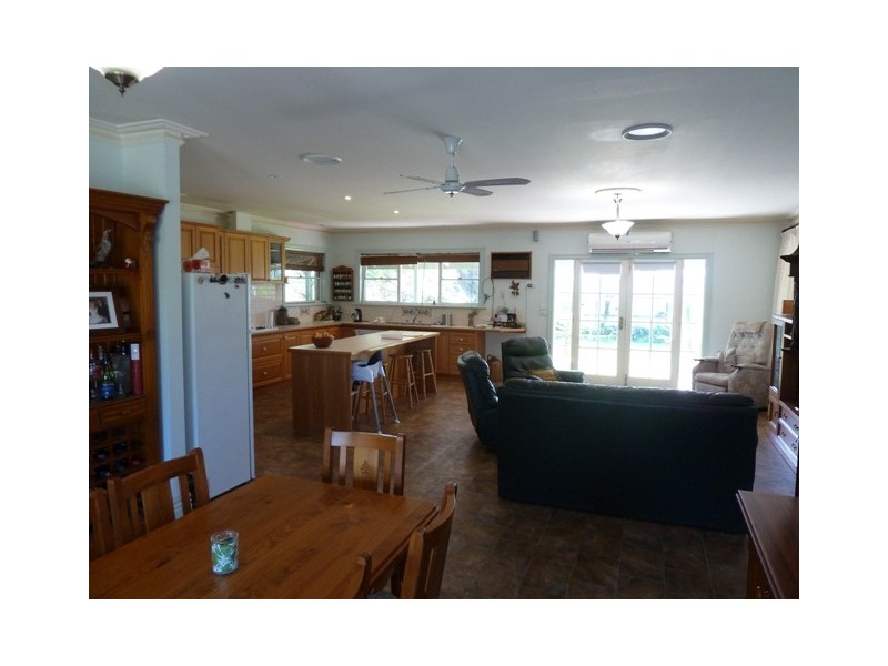 171 Mitchell Rd, Echuca VIC 3564