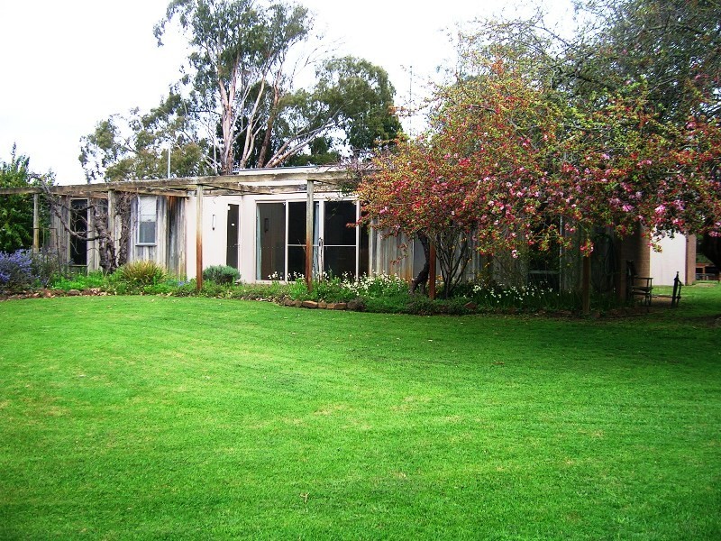 276 Kanumbra – Gobur Rd, Yarck VIC 3719
