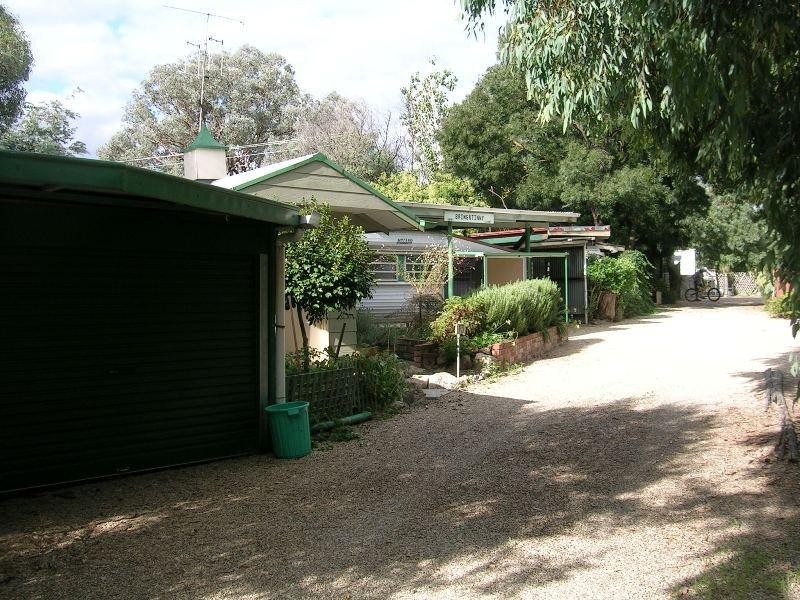 2121 Great Alpine Road, Everton VIC 3678