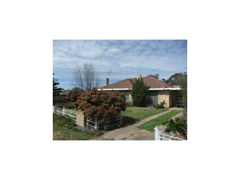 41 Northwestern Road, St Arnaud VIC 3478