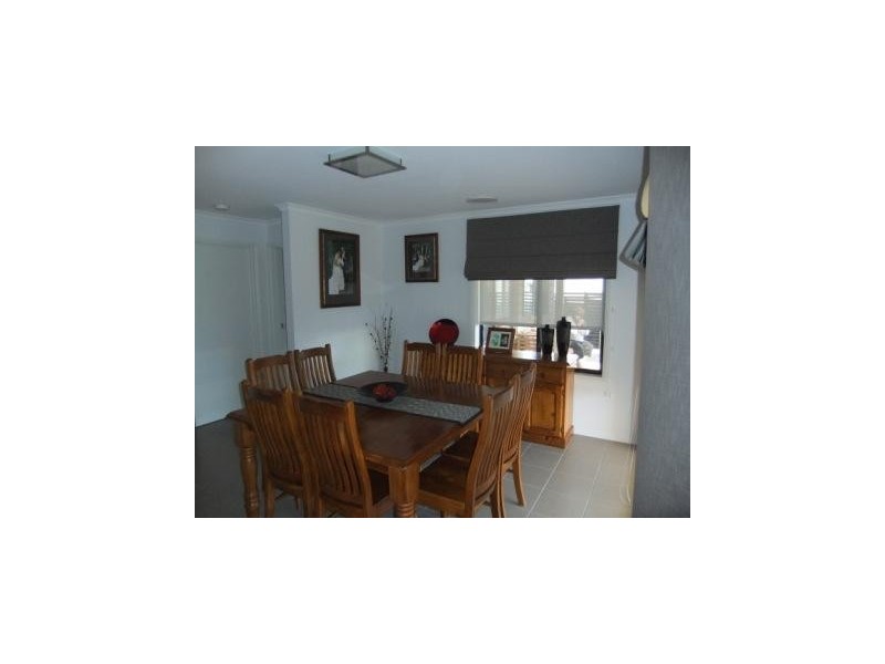 31 Canterbury Street, St Arnaud VIC 3478