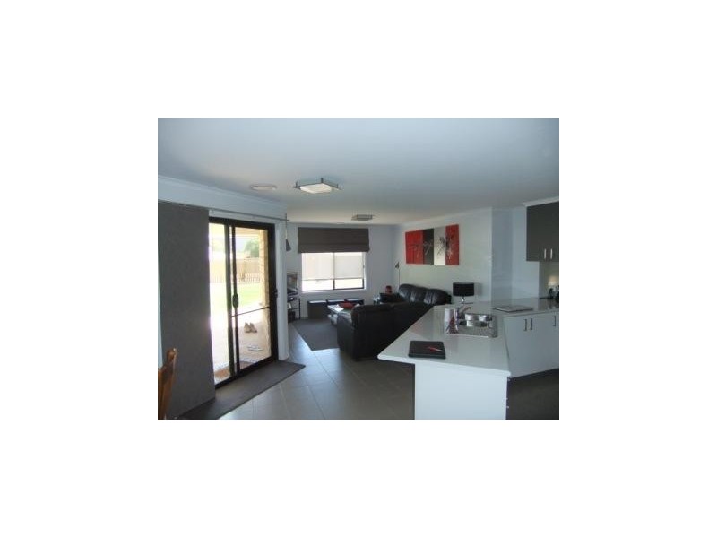 31 Canterbury Street, St Arnaud VIC 3478