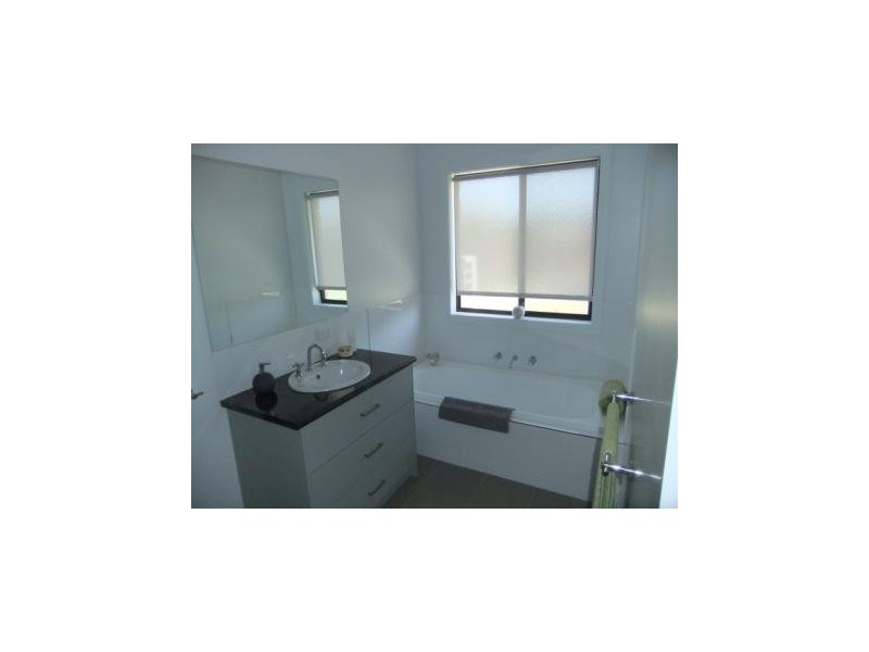 31 Canterbury Street, St Arnaud VIC 3478