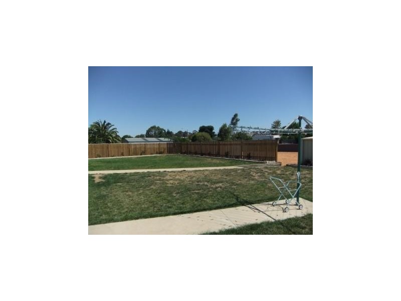 31 Canterbury Street, St Arnaud VIC 3478