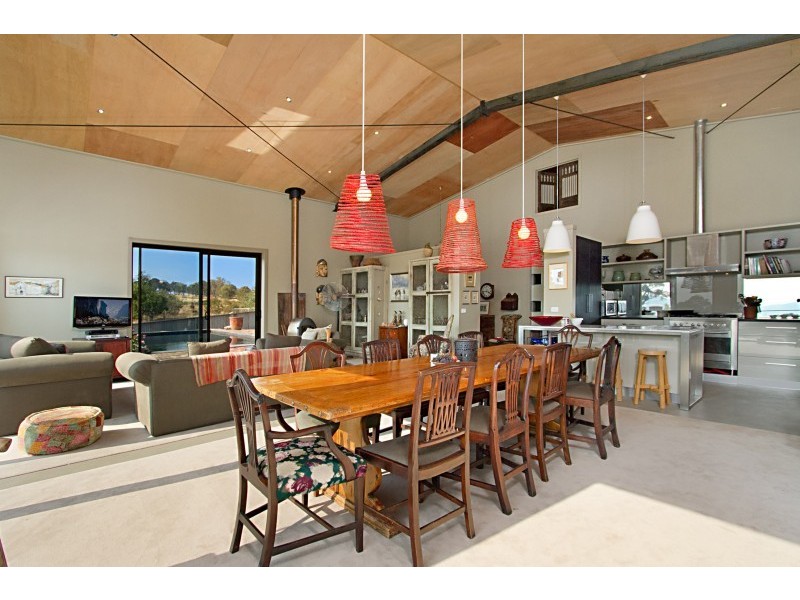 1323 Tarcombe Road, Avenel VIC 3664