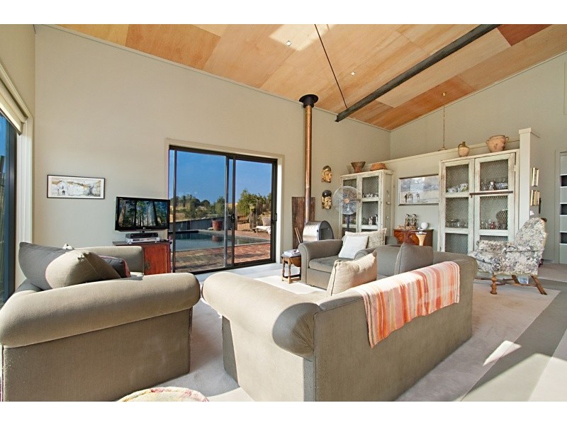 1323 Tarcombe Road, Avenel VIC 3664