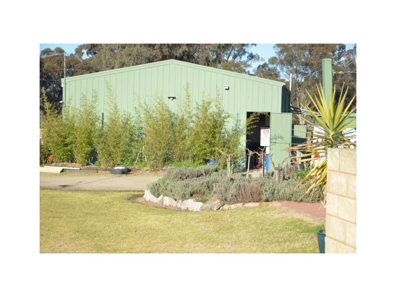26 Dundas Road, Wangaratta South VIC 3678