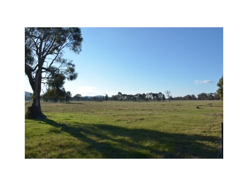 26 Dundas Road, Wangaratta South VIC 3678