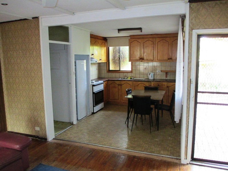 24 Hillside Avenue, Eildon VIC 3713