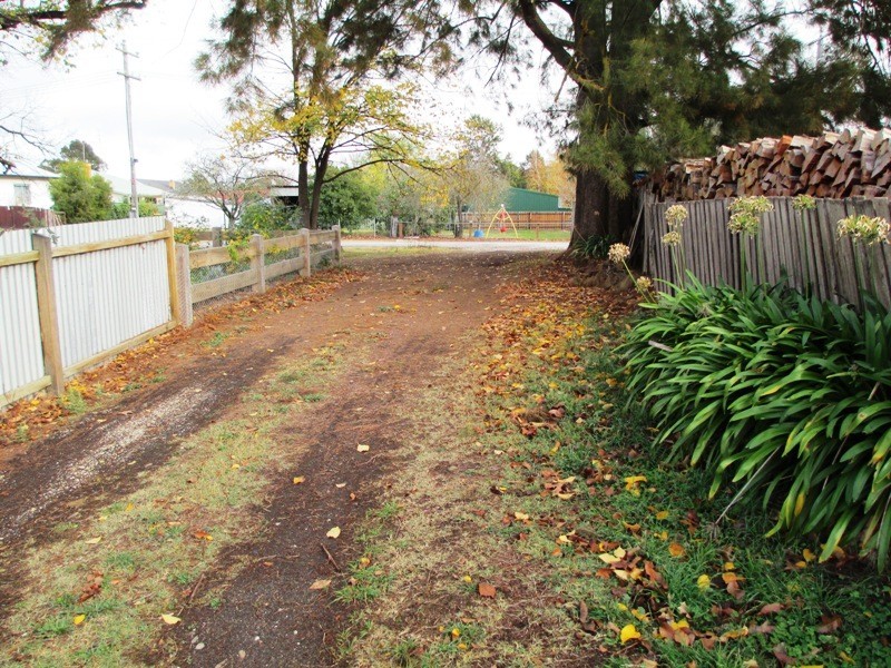 6 Aitken St, Alexandra VIC 3714