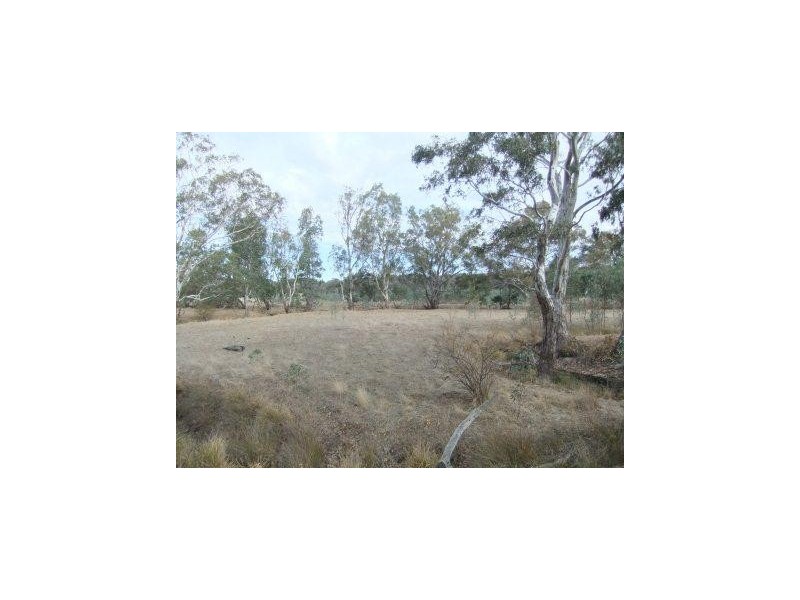 * Sunraysia Highway, Stuart Mill VIC 3478