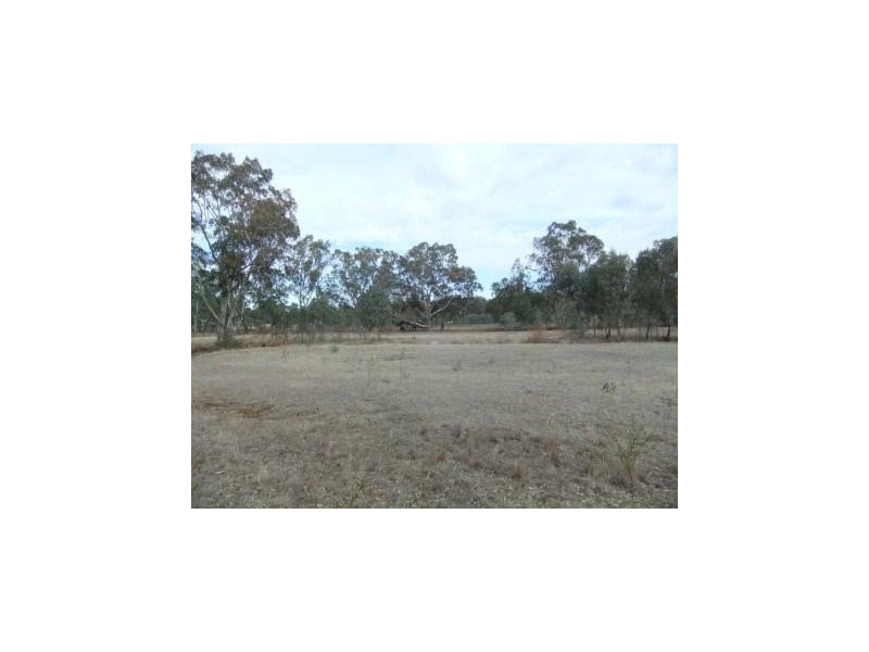 * Sunraysia Highway, Stuart Mill VIC 3478