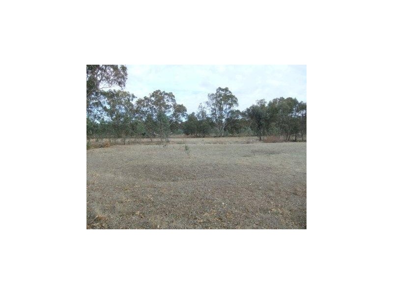 * Sunraysia Highway, Stuart Mill VIC 3478