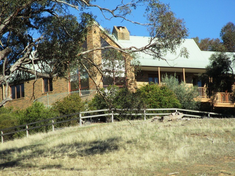 159 Halls Flat Road, Alexandra VIC 3714