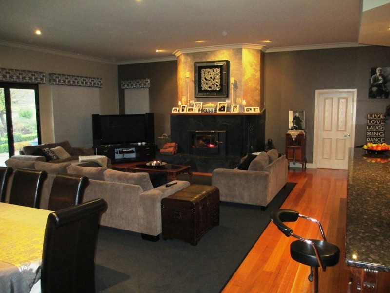 5 South Cathedral Lane, Buxton VIC 3711